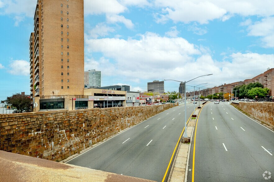More Photos Of 92-29 Queens Blvd, Rego Park Apartments For Lease