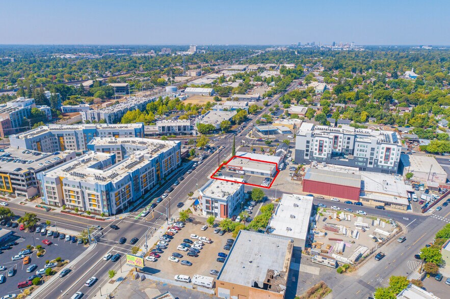 More Photos Of 6531 Folsom Blvd, Sacramento Storefront For Lease