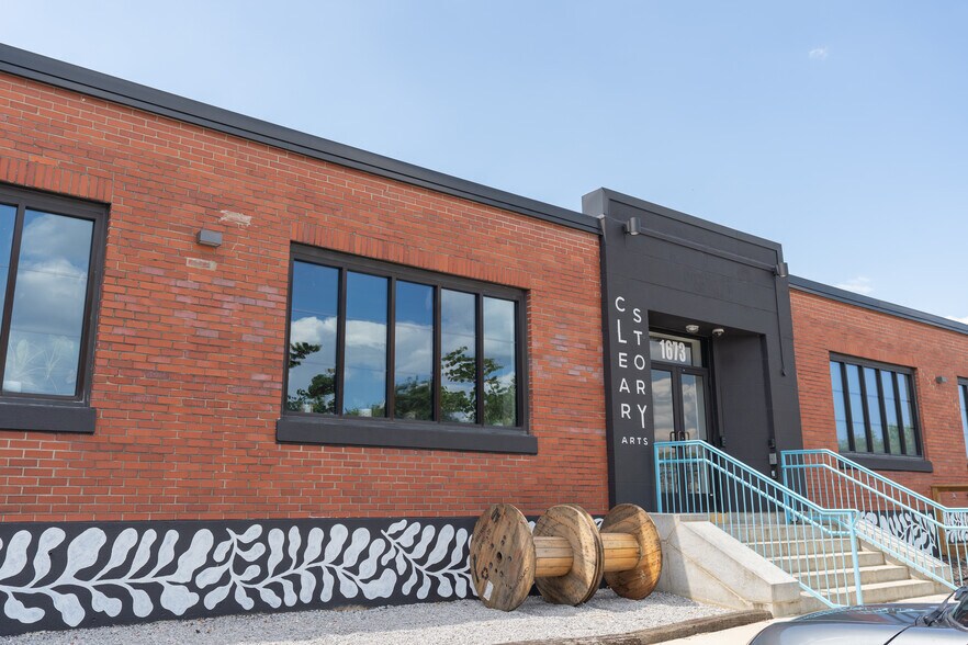 More Photos Of 1601 S Holtzclaw Ave, Chattanooga Office For Sale