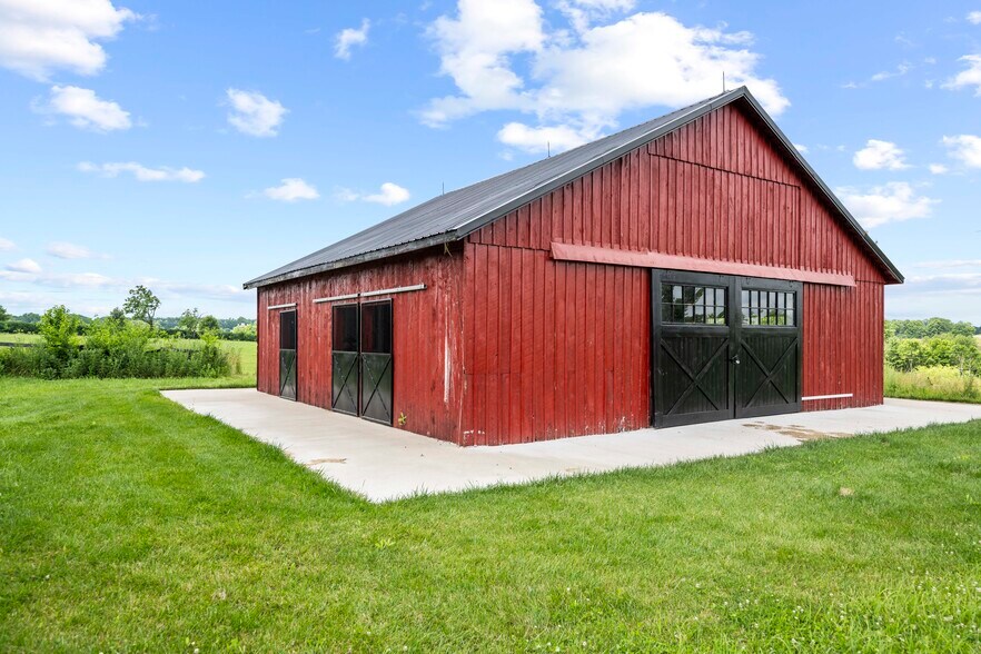 More Photos Of 1975 Georgetown Rd, Paris Lodge Meeting Hall For Sale