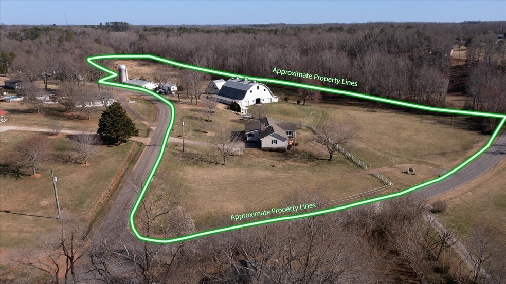 More Photos Of 732 Crowe Dairy Rd, Forest City Winery Vineyard For Sale