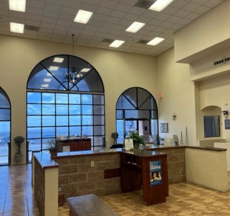 More Photos Of 11501 W Gateway Blvd, El Paso Bank For Sale