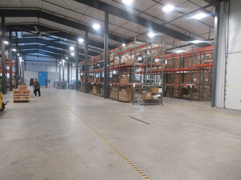 More Photos Of 1830 Scout Pl, Ferndale Warehouse For Sale