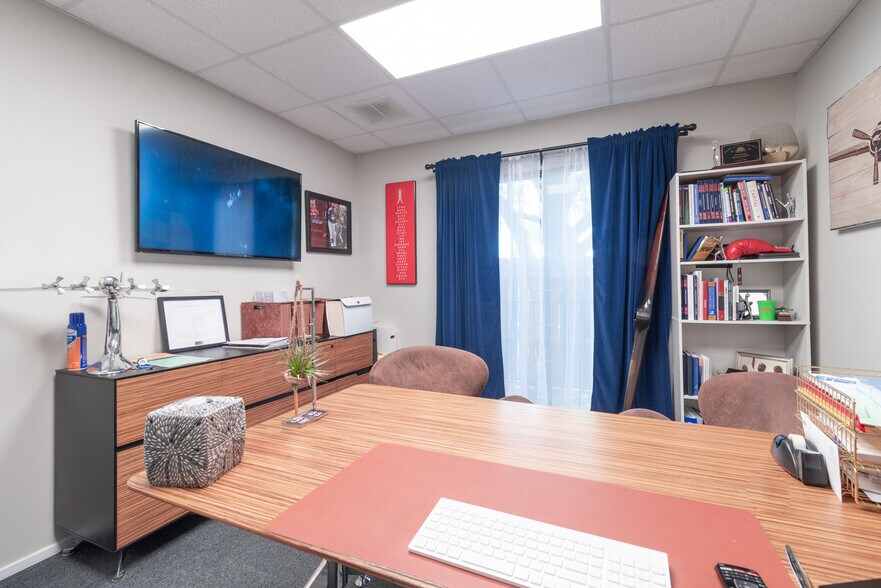 More Photos Of 13740 Research Blvd, Austin Office For Sale