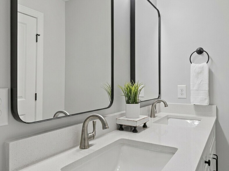 More Photos Of , Lebanon Multifamily For Sale