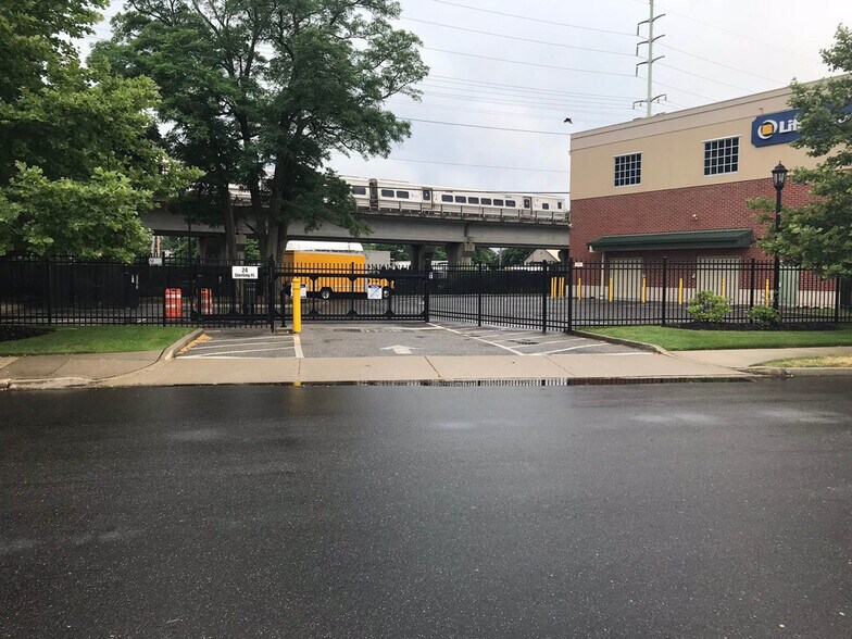 More Photos Of 24 Sterling Pl, Amityville Specialty For Sale