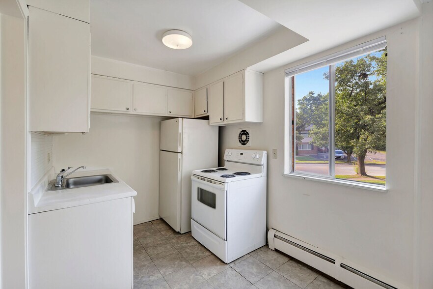 More Photos Of 3331 Parkcrest Ln, Cincinnati Apartments For Sale