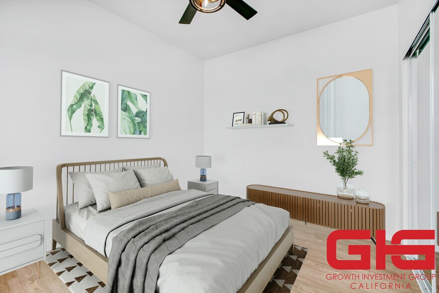 More Photos Of 5928 S Hoover St, Los Angeles Multifamily For Sale