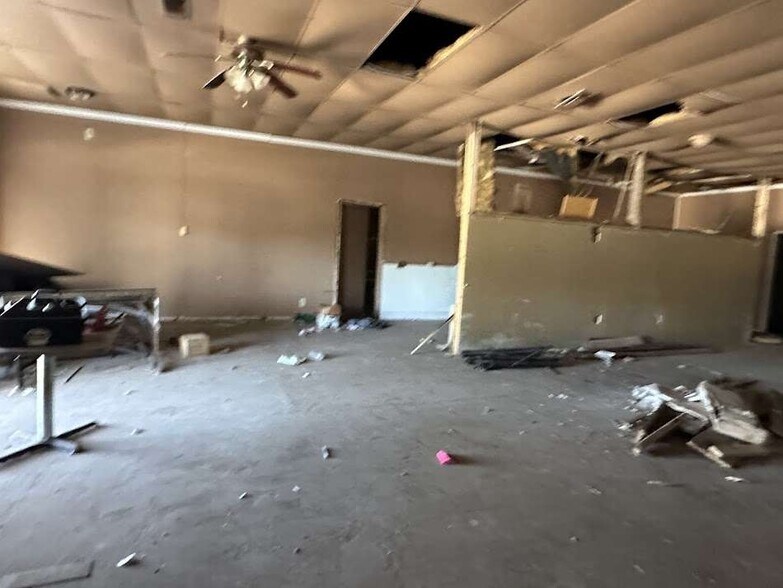 More Photos Of 1513 Market Place Blvd, Brownwood Office For Sale