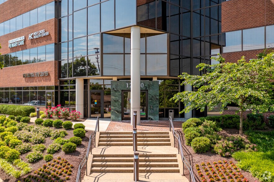 More Photos Of 12800 Middlebrook Rd, Germantown Medical For Sale