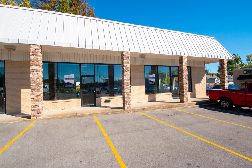 More Photos Of 2612 Charlestown Rd, New Albany Unknown For Lease