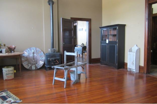 More Photos Of 103 W Main St, Woodville Storefront Retail Office For Lease