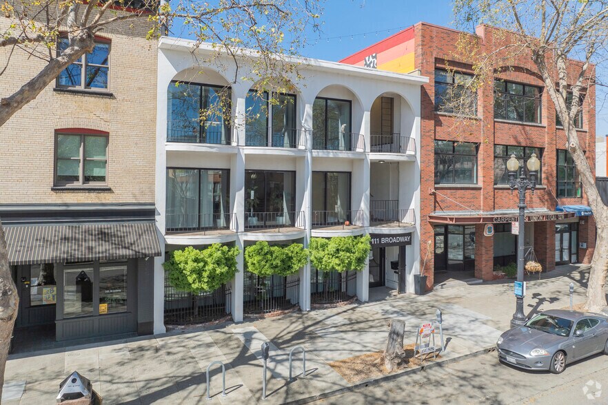 Primary Photo Of 111 Broadway, Oakland Office For Sale