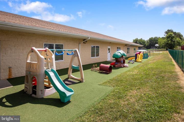 More Photos Of 35 Kirkland Dr, Red Lion Daycare Center For Sale