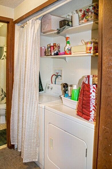 More Photos Of 932 Oilfield Ave, Shelby Multifamily For Sale