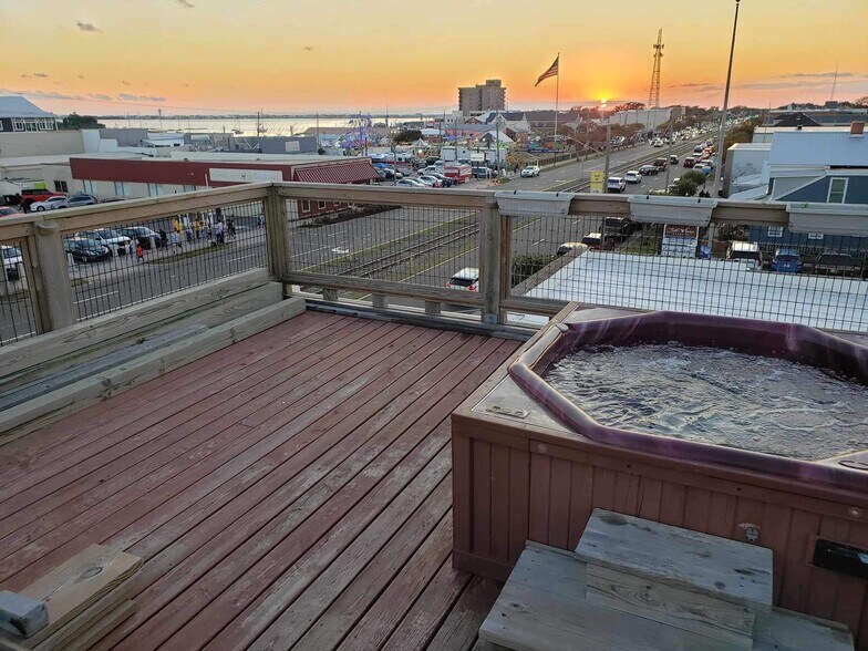 More Photos Of 500 Arendell St, Morehead City Hospitality For Sale