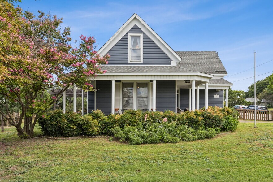 Primary Photo Of 607 E 1st St, Prosper Office Residential For Sale