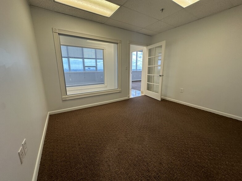 More Photos Of 2455 E Sunrise Blvd, Fort Lauderdale Loft Creative Space For Sale