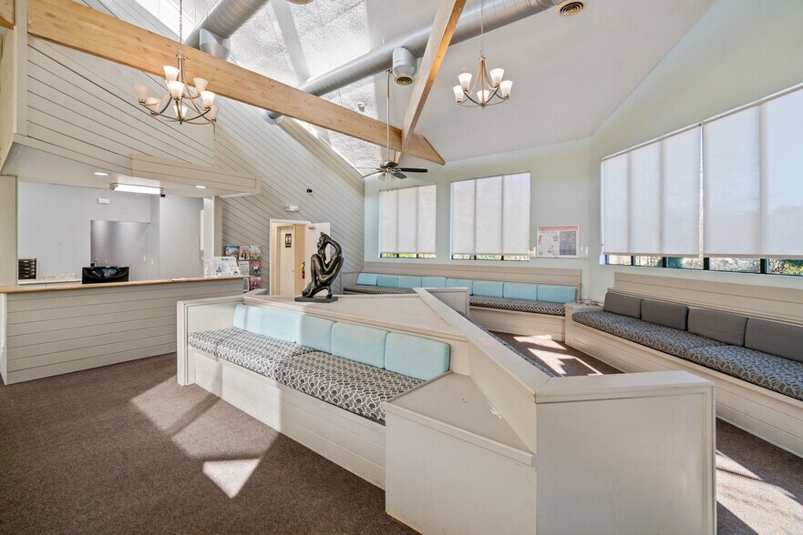 More Photos Of 237 Upper Riverdale Rd, Riverdale Medical For Sale