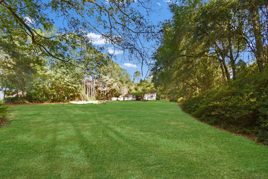 More Photos Of 11595 Normandy Blvd, Jacksonville Land For Sale