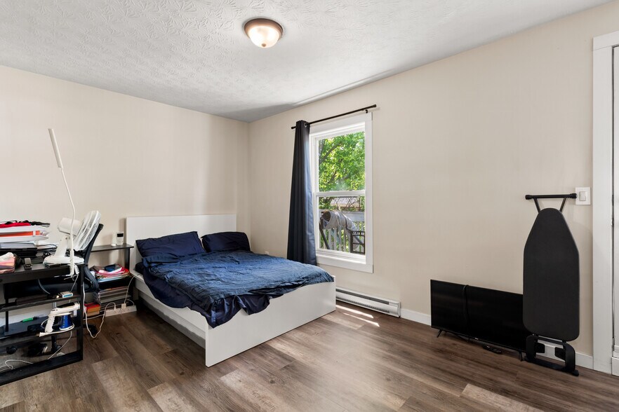 More Photos Of 338 Rue Brooks, Sherbrooke Apartments For Sale