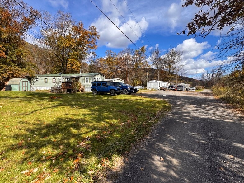 More Photos Of 130 Elderberry Ln, Julian Manufactured Housing Mobile Home Park For Sale