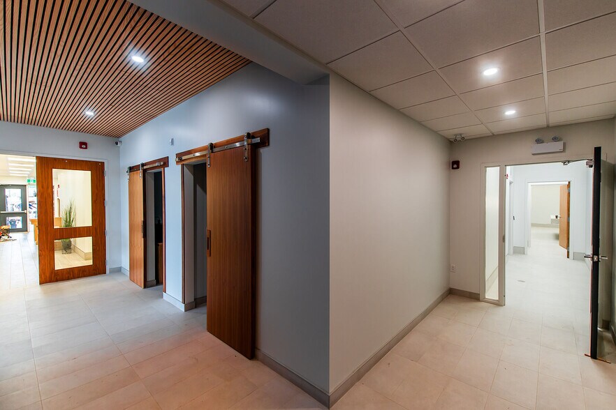 More Photos Of 324183 Mount Elgin Rd, South-West Oxford Golf Course Driving Range For Sale