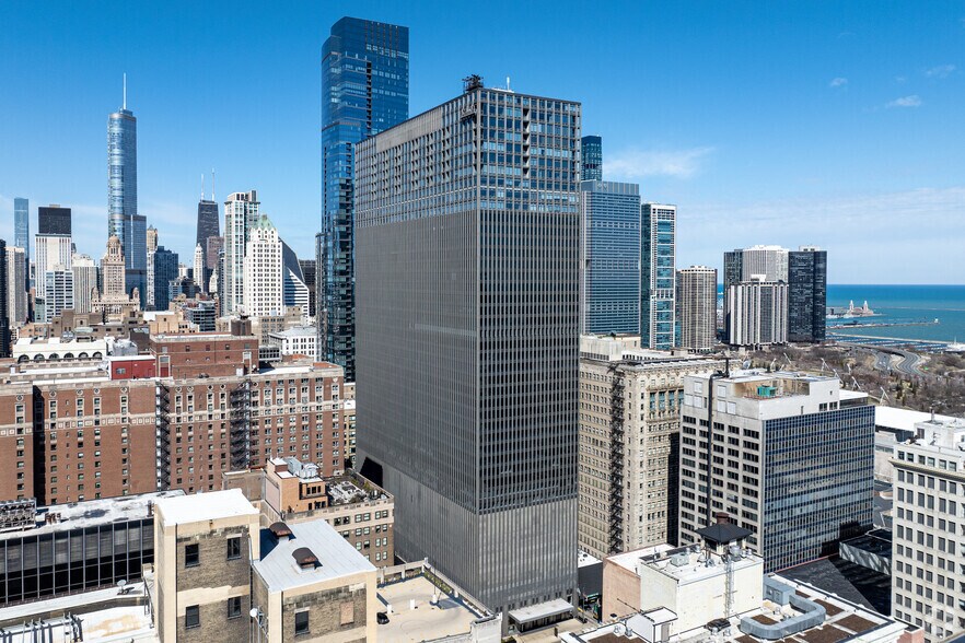 More Photos Of 55 E Monroe St, Chicago Office Residential For Lease