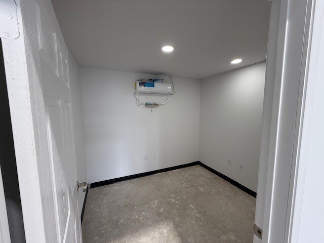 More Photos Of 9326 SE Loop 410, San Antonio Flex For Sale