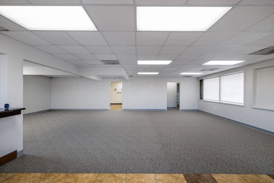 More Photos Of 1222 N Academy Blvd, Colorado Springs Auto Dealership For Sale