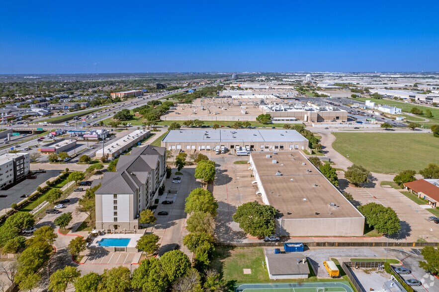 More Photos Of 602-630 E Avenue K, Grand Prairie Warehouse For Lease