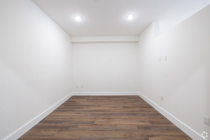 More Photos Of 199 E Post Rd, White Plains Apartments For Sale