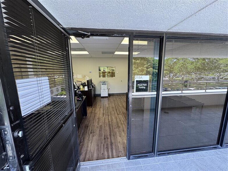 More Photos Of 6401 Congress Ave, Boca Raton Office Residential For Lease