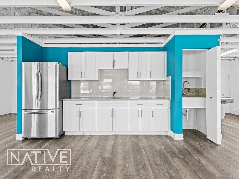 More Photos Of 702-704 NE 1st Ave, Fort Lauderdale Restaurant For Sale