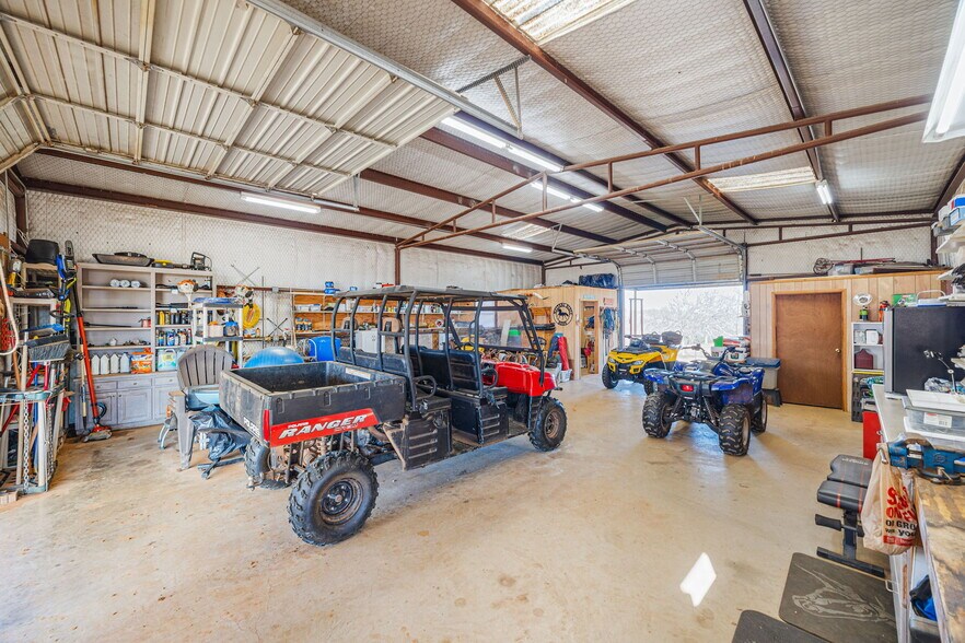 More Photos Of 21482 FM 16 W, Lindale Land For Sale