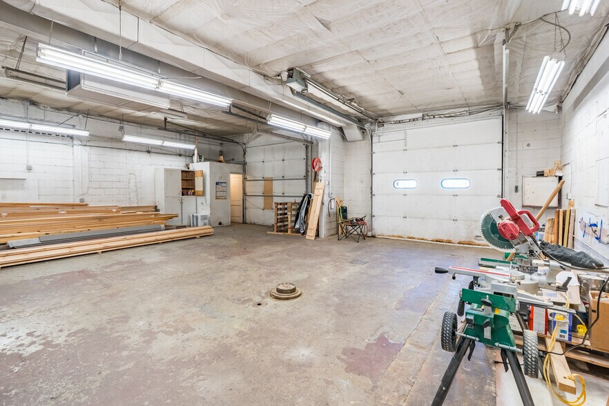 More Photos Of 459 Southgate Dr, Tomahawk Industrial For Sale