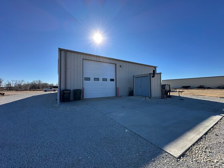 More Photos Of 5218 7th st, Great Bend Warehouse For Sale