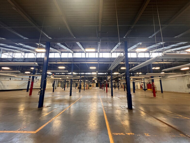 More Photos Of 1700 Broadway St, Buffalo Manufacturing For Sale