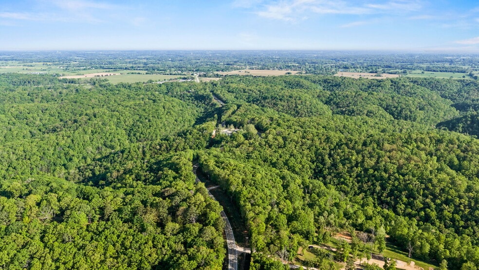 More Photos Of 22468 State Highway 112, Cassville Specialty For Sale