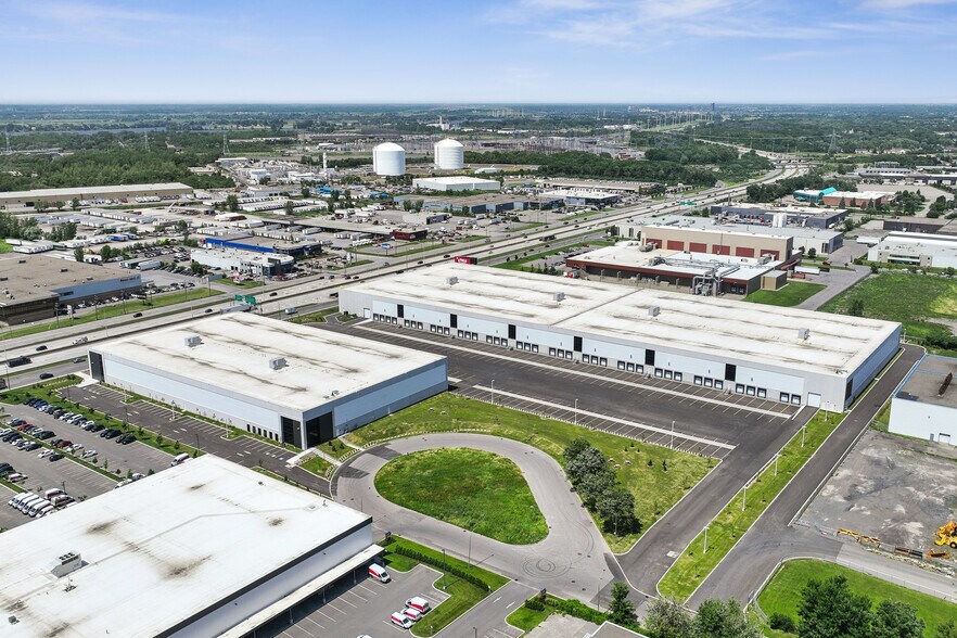 More Photos Of 1 Rue François Bricault, Pointe-aux-trembles Unknown For Lease