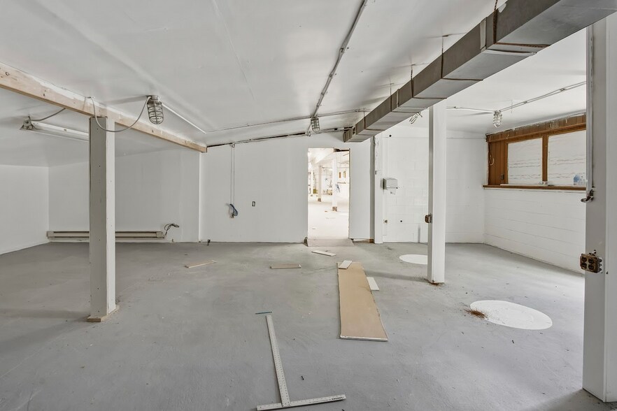More Photos Of 50 Clara St, Landisville Warehouse For Sale