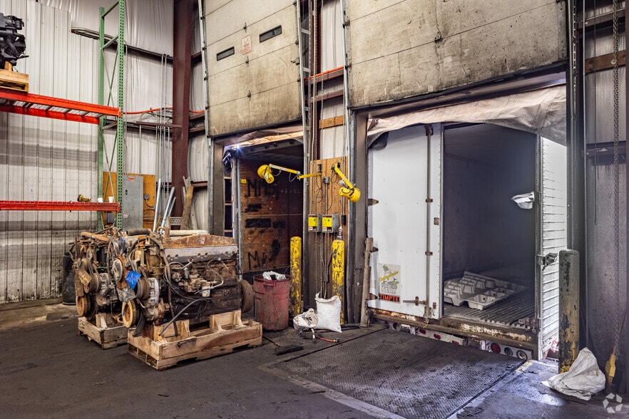 More Photos Of , Chicago Unknown For Sale