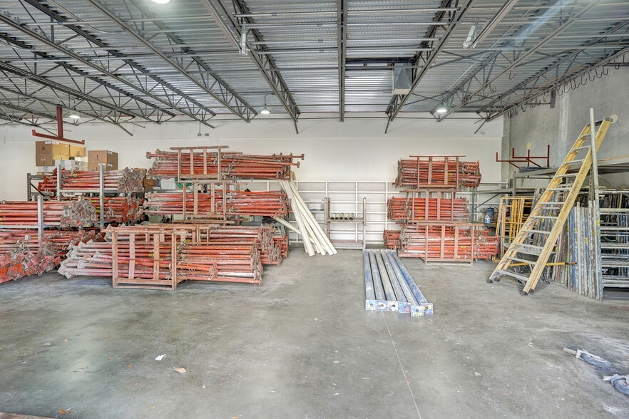 More Photos Of 2985 Center Port Cir, Pompano Beach Warehouse For Sale