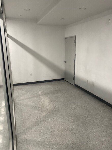 More Photos Of 651 Bushwick Ave, Brooklyn Multifamily For Sale