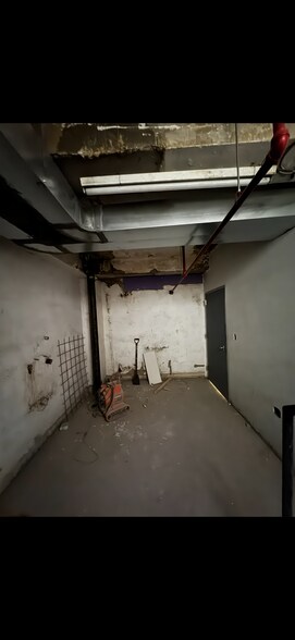 More Photos Of 159-173 Church St, New York Apartments For Lease