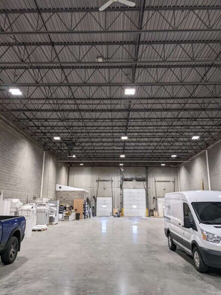 More Photos Of 11404-11540 184th St NW, Edmonton Warehouse For Lease