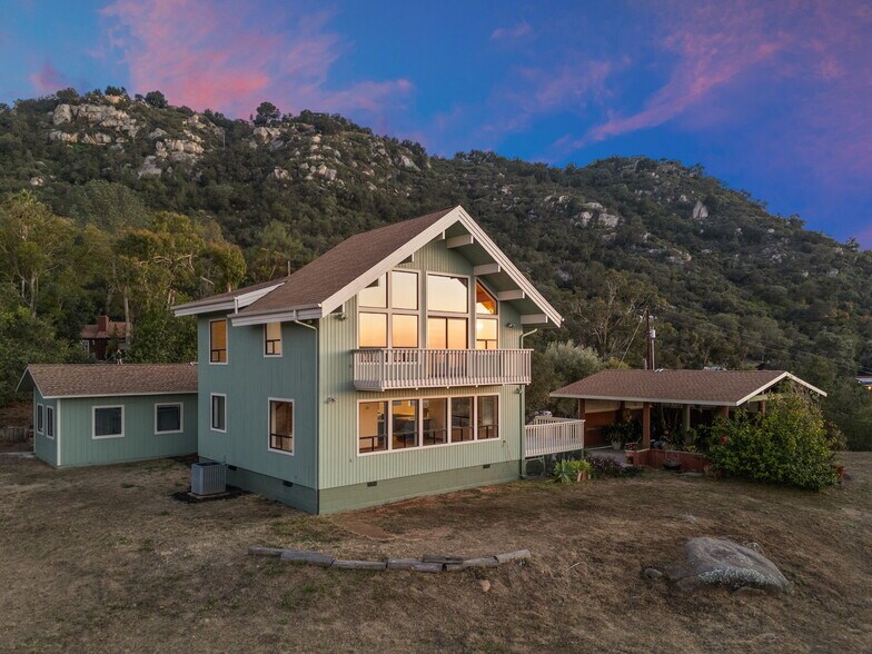 More Photos Of 14621 Woods Valley rd, Valley Center Flex For Sale
