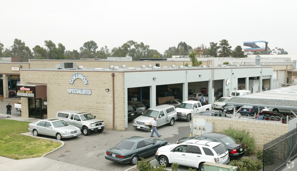 More Photos Of 9130 Dowdy Dr, San Diego Service For Lease