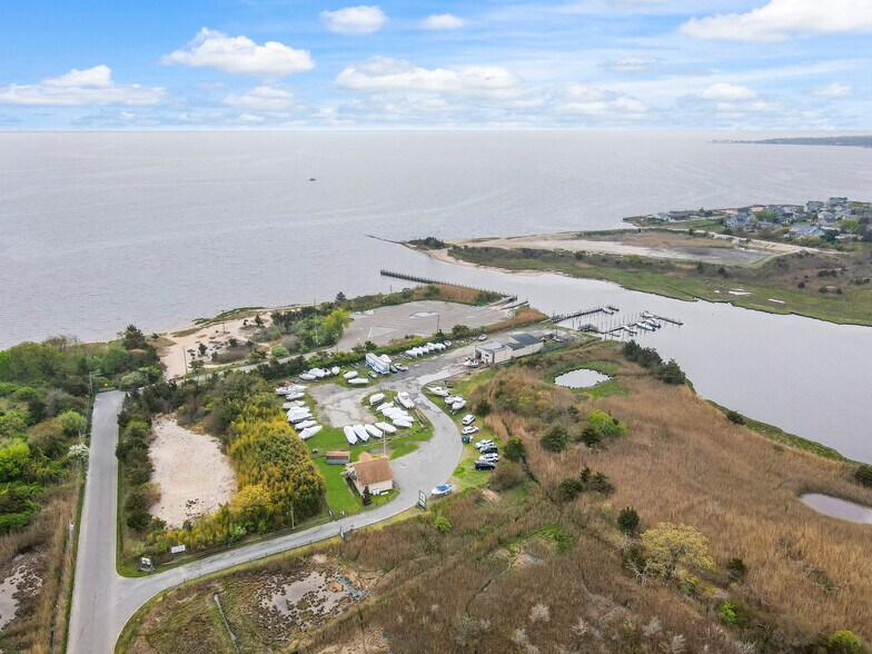More Photos Of 300 Pine Neck Ave, East Patchogue Marina For Sale