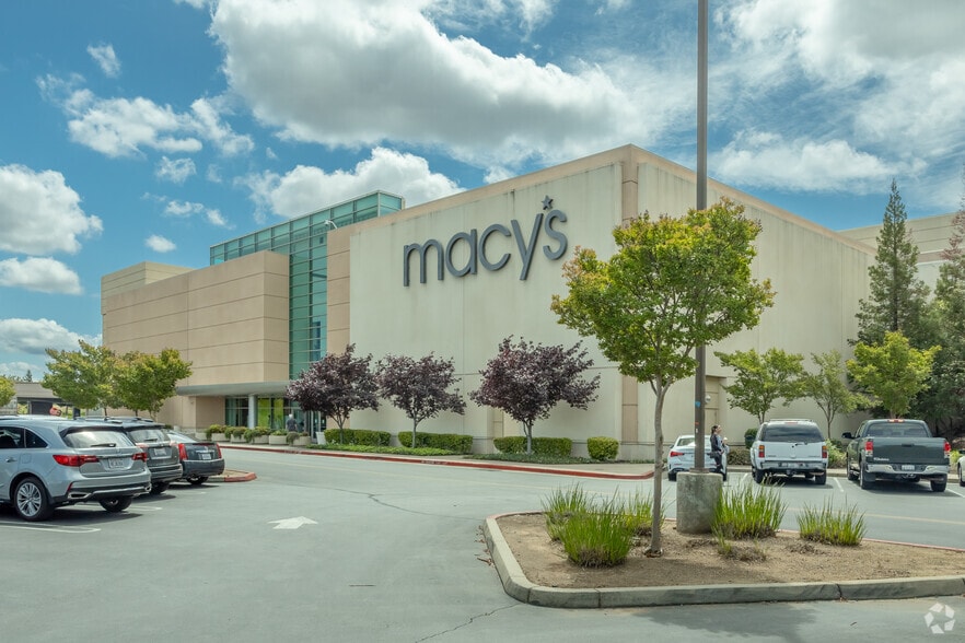 More Photos Of 1125-1197 Galleria Blvd, Roseville Unknown For Lease